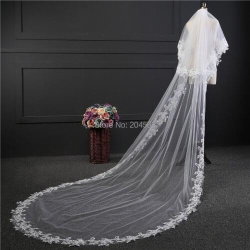 White or Ivory One-Layer Charming Appliques Wedding Veils Lace Edge Tulle Veil for Bride with Comb HL