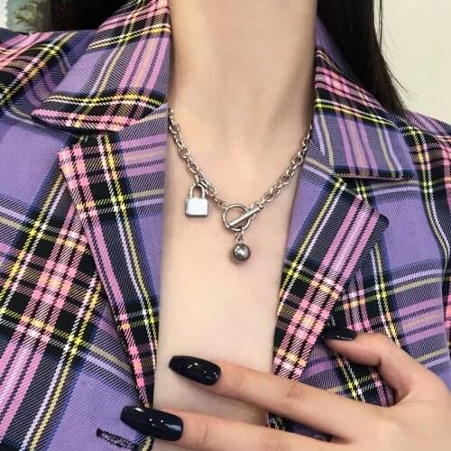 New Necklace 2021 Necklaces for Women Retro Metal Lock Thick Chain Short Collarbone Necklace Jewelry Wholesale Collares