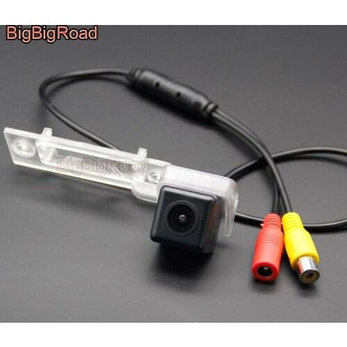 BigBigRoad For Volkswagen CC Jetta MK3 Caddy Passat B5 B6 LingYu Vehicle Wireless Rear View Parking CCD Camera HD Color Image