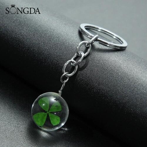 Lucky Green Dry Four Leaf Clover Crystal Ball Keychain Natural Multi-color Dried Flowers Keyring Women Handbag Pendants