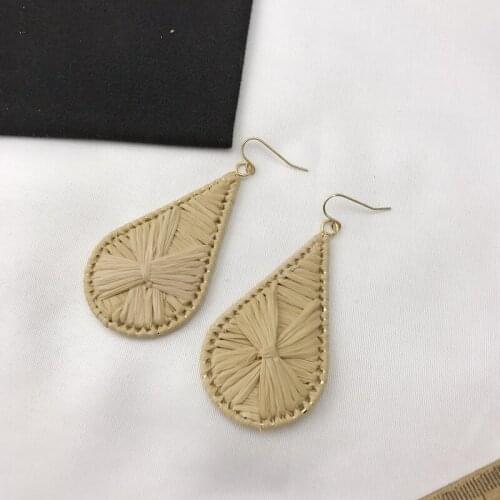 Ce-210 hand woven earrings are fashionable, fashionable, European and American