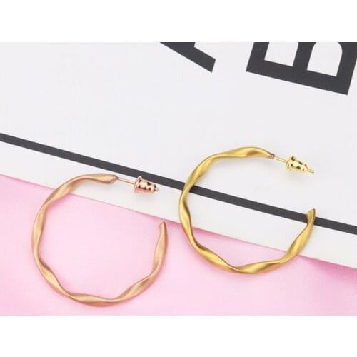 Innopes 2019 korean round stud earring jewelry irregular geometric circle gold earrings party gift