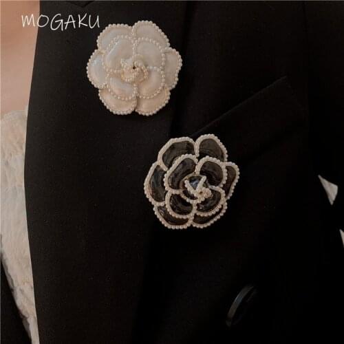 MOGAKU Big Flower Brooches Korean Fashion Pearls Brooch for Women Party Wedding Accessories Coat Suit Dress Ornament Girl Gifts