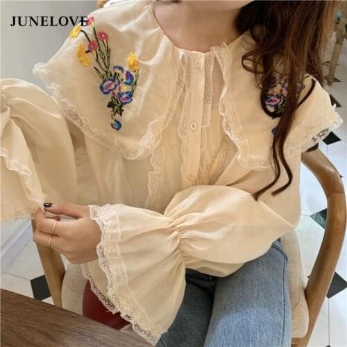 Vintage Embroidery Loose Doll collar Long Sleeve Blouse Teen Girls Student Casual Sweet Trumpet Sleeve Shirt Tops Preppy Style