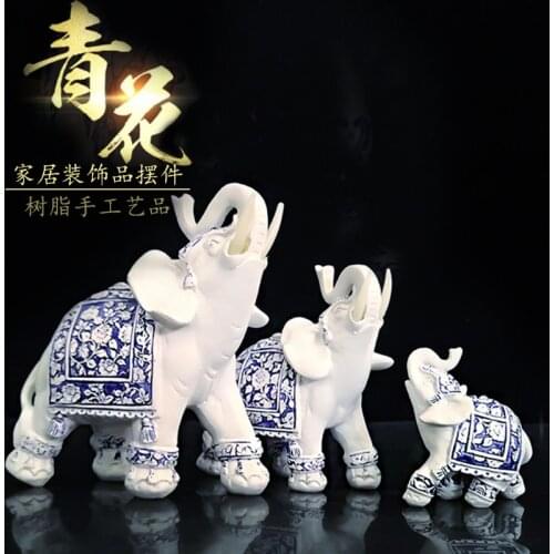 Imitation blue and white porcelain Elephant Figurines Resin Lucky Elephant Statue Garden miniatures Home Decoration Accessories