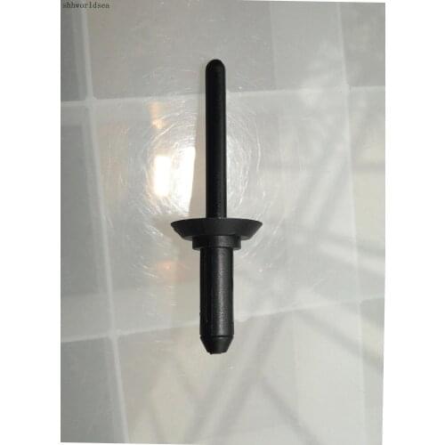 Shhworldsea Free shipping 100pcs Nylon Black Blind Rivet Panel Range: 0.8-4.0mm For Chrysler 4630088