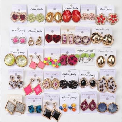 50pair/lot Multicolor Love Flowers Geometry Metal Stud Earring For Women Mix Style Fashion Jewelry Party Gifts Wholesale