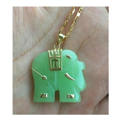 Asian NATURAL green jade Elephant Pendant Necklace