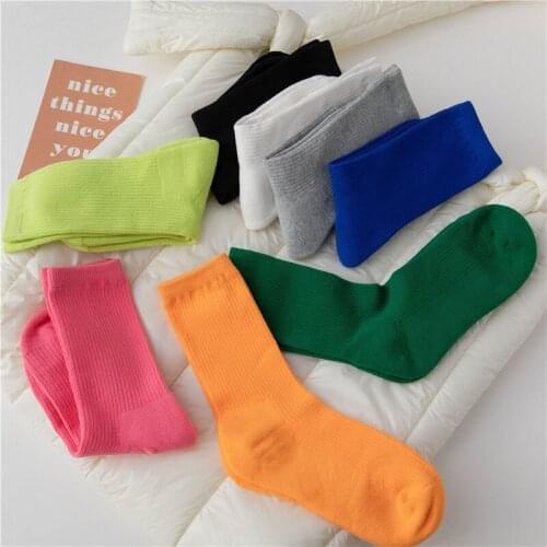 Women Socks 2021 New Fashion Solid Color Crew Winter Socks For Women Warm Cotton Neon Color Long Terry Socks Thick Korean Socks