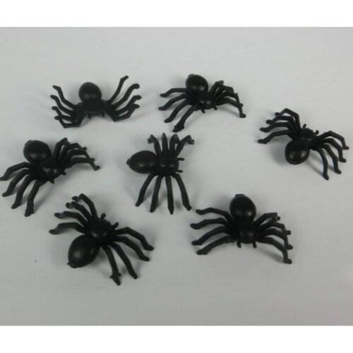 50Pcs/lot Halloween Decorative Spiders 21x44cm Small Black Plastic Fake Spider Toys Halloween Funny Joke Prank Realistic Props