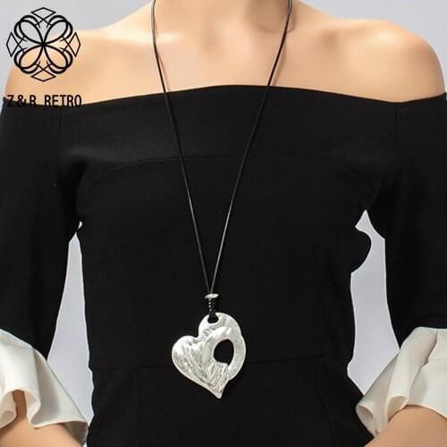 Silver Color Heart Long Chain Around the Neck Necklace for Women Decoration Jewelry Choker Trend Suspension Pendants Accessories