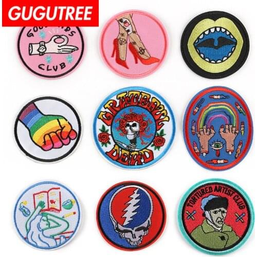 GUGUTREE embroidery hand shoes man skull lip patch animal cartoon patches badges applique patches for clothing DK-27