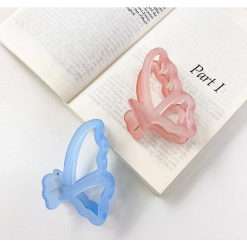 Hot Sale Plastic Butterfly Hair Claw For Women Girls Hair Accessories Scrub Hair Claw Clips Crab For Hair Simple Hair Clamps