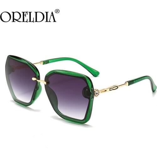 2021 Latest Big Frame Sunglasses Fashion Trend Ladies Street Shooting Sunshade Sunglasses Gradient Color Lens Alloy Sunglasses