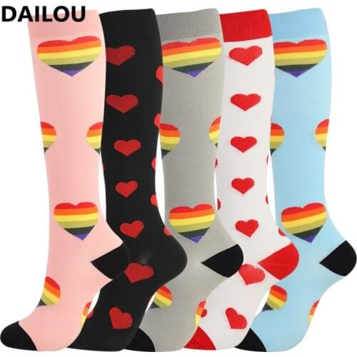 High Quality Women Compression Socks Leg Support Anti Fatigue Colorful Heart Knee High Pink Socks Christmas Gifts Popsocket