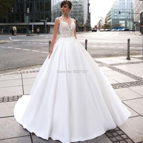 Satin Ball Gown Wedding Dresses Scoop Sleeveless Floor Length Button Bridal Gown Vestido De Noiva Plus Size Satin Bride Dress
