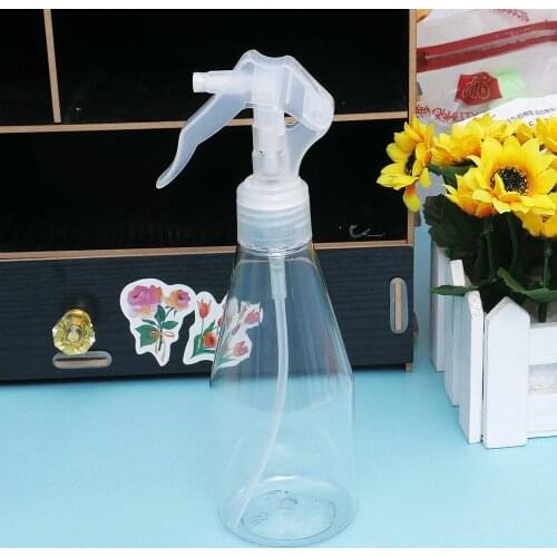200ml Plastic Spray Bottle Fine Mist Sprayer Bottles Clear Makeup Moisture Atomizer Refillable Bottles Hair Hairdressing Tools