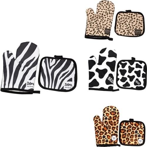 Microwave Oven Glove Heat Pad Anti-Scald High Temperature Oven Glove Kitchen Baking Tool