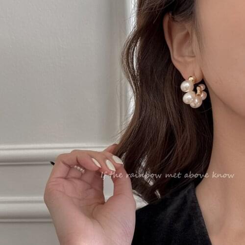 Vintage Statement Fashion Pearl Hoop Earrings For Women 2021 Gold Color Cute Korean Pearl Jewelry Kolczyki Free Shipping