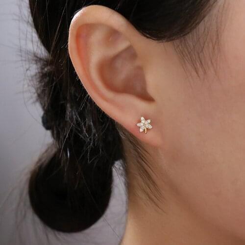 Maple Leaf Earrings Female 2021 New Trendy Japanese and Korean Style Super Flash Zircon Net Red Cute Small Earrings