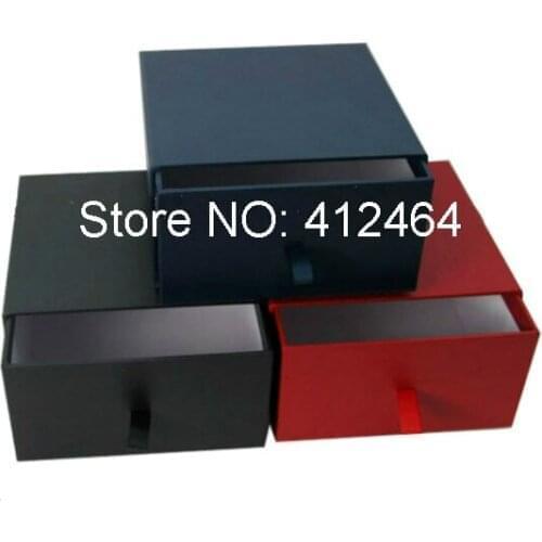 Sliding gift box.BXX2399