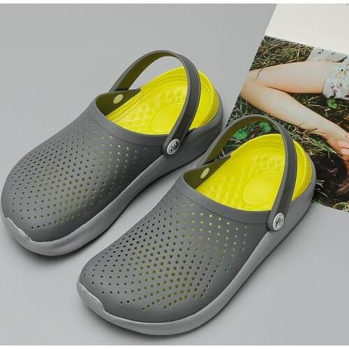 Men Beach Sandals Unisex Hole Shoes Lightweight Breathable Casual Slippers Swimming Walking Anti-slip Flip Flops Soft Sandals