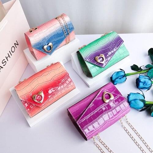 Ladies 2021 Net Red New Mini One-shoulder Small Square Bag Fashion Contrast Color Love Casual Handbag