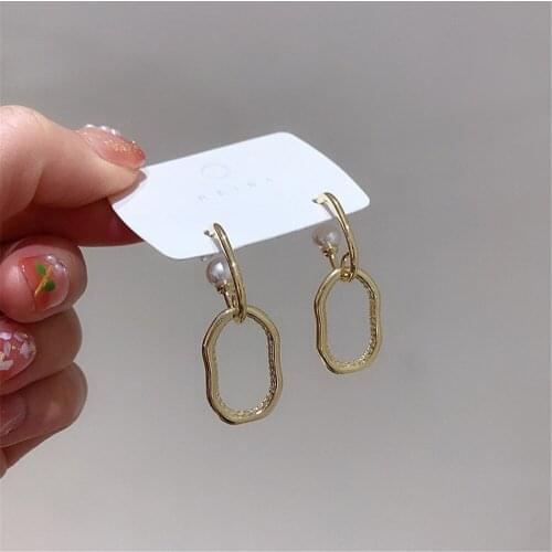 NEW Fashion Circle Geometry Stud Earrings Female Punk Style Pearl Earrings Jewelry Accessories