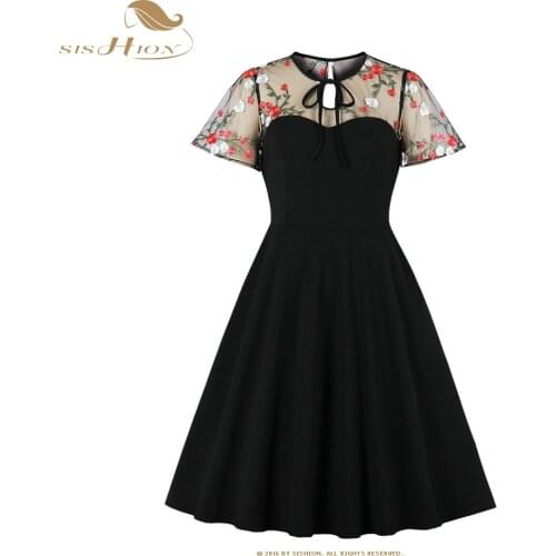 A Line Mesh Short Sleeve Black Dress VD2133 Women Ladies Halloween Party Floral Embroidery Gothic Dress