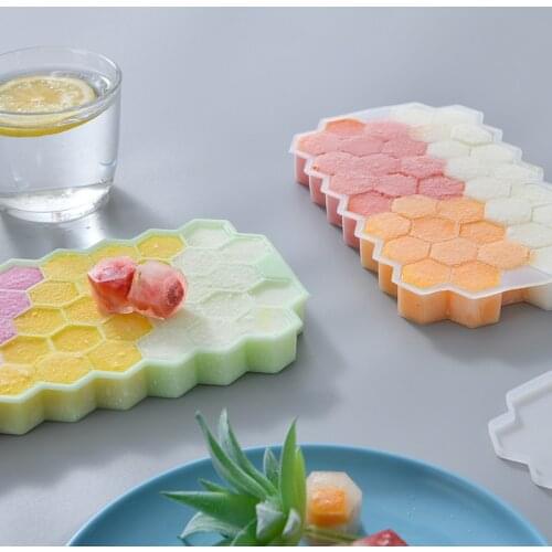 37 Cells Honeycomb Silicone Ice Tray With Lid Home Ice Cream Tools Summer Ice Cream Whiskey Cocktail Cold Drink Make Gadgets