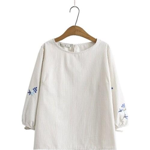 Plus Size 3/4 Sleeve Floral Embroidery Tops Womens Vintage A-line Blouse Oversized Elegant OL Blusas