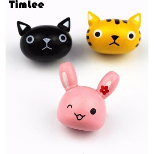 Timlee X228 Cartoon Cute Cat Rabbit Solid Wood Brooch Pins Decoration Brooches Gift Wholesale