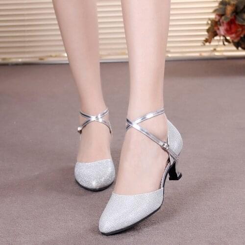High Quality New Arrival Wholesale Girls Children/Child/Kids Ballroom Tango Salsa Latin Dance Shoes Low Heel Shoes