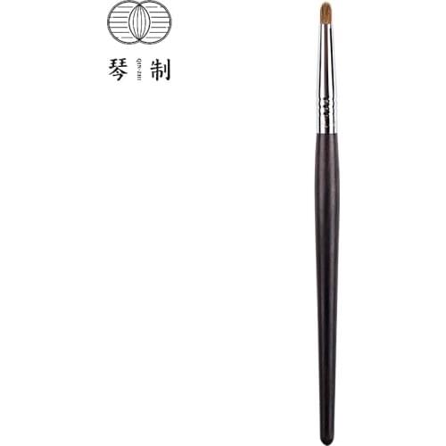 QINZHI Professional Handmade Make Up Brush G083 Small Eye Shadow Blending Brush Soft Resilient Weasel Hair Makeup Brushes