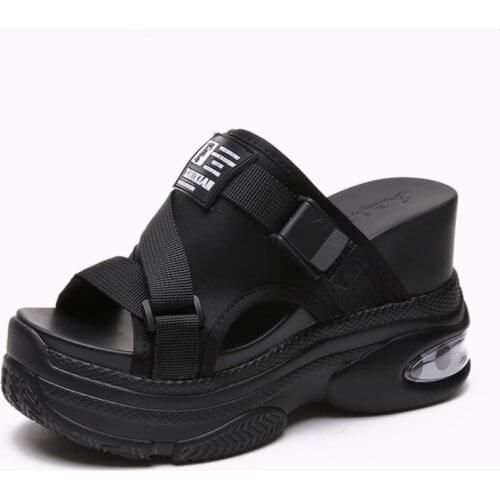 2021 Dropshipping Flip-Flops Beach Ladies Middle Wedge High Heels Woman Platform Slippers Sandals Shoes Gothic