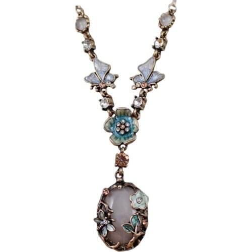 99 carats European and American Vintage pastoral, winddrip glazed butterfly flower pink green stone sweater chain woman