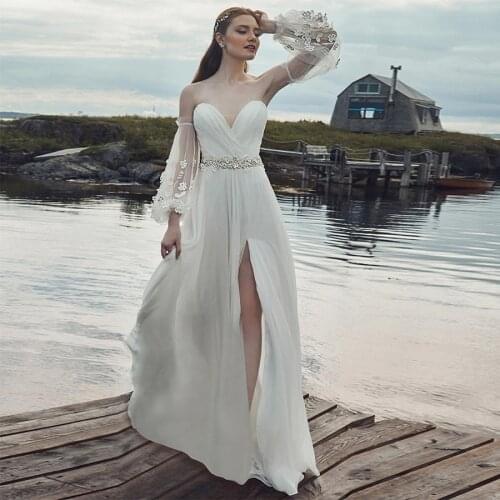 Fairy Boho Wedding Dress Flowers Crystal Belt Vintage Wedding Gowns Beach Puff Sleeve Bohemian Bride Dresses 2021 Chiffon Split