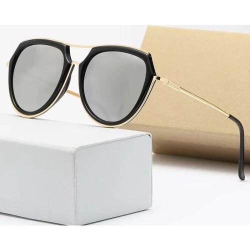 Brand Designer Men Sunglasses Women Driving Glasses Retro Gradient Color Eyewear Coated Lenses Women Fashion Sun Glass