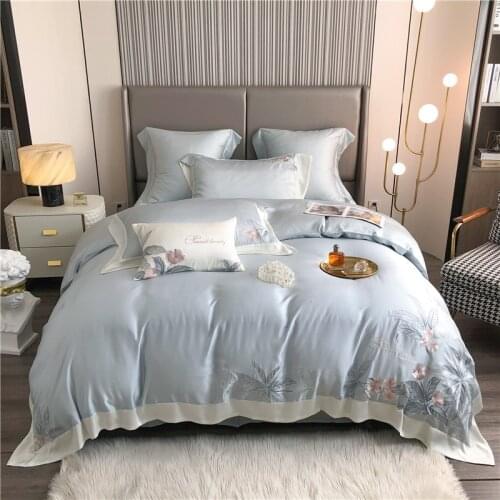 Nordic Tencel Bedding Set Silky Soft Duvet Cover BedSheet Set 220x240 Satin Bed Linen Embroidery Queen King Size Bedding Set 4/6