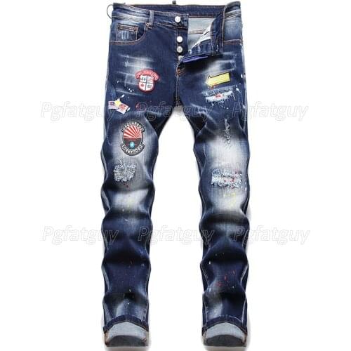 2021 Men’s Stylish Badge Decorate Torn Hole Jeans Ripped Patch Denim Pants Stretch Slim Fit Straight Casual Skinny Jeans