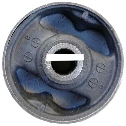 1 pcs mr961408 chassis rubber for Outlander bracket rr differential support cushion for Airtrek 2003-2006 first generation