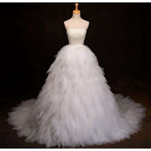 Luxury Tiered Cathedral Train Bridal Ball Gown Elegant Strapless Pearl Lace Up Sleeveless Wedding Dress Robe De Mariée 2021
