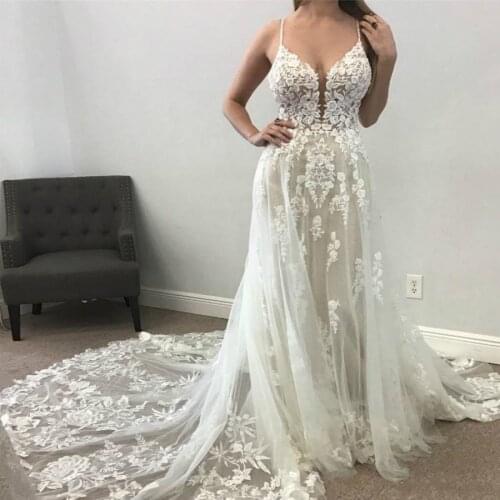 Bohemian Beach A Line Wedding Dresses Illusion Tulle Backless Lace Appliqued Bridal Gowns Plunging V Neck Boho Wedding Dres