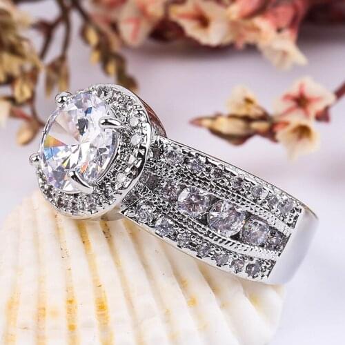 Charm Crystal Stone Rings for Women Wedding Party Cubic Zircon Finger Ring Silver Color Classic Design Jewelry Anniversary Gift