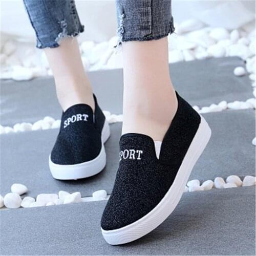 2021 Women Flat Canvas Shoes Students New Spring Summer Slip On Board Shoes Ladies Casual Trainers Female Non Slip Lazy Sneakers
