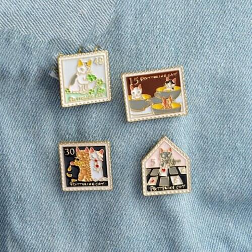 Animal Brooches Cute Cat Metal Enamel Pins Variety of Styles Women Couple Badge Lapel Shirt Denim Accessories Festival Gift