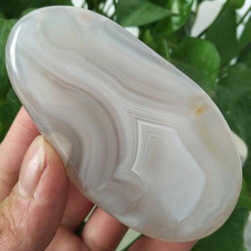 Naturalprimary colour agate stone crystals palm playthings small stones and meditation healing crystals