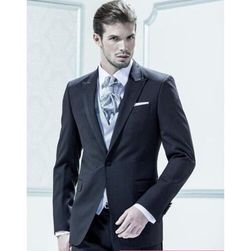 New Classic Men’s Suit Smolking Noivo Terno Slim Fit Easculino Evening Suits For Men Groom Tuxedos Peak Lapel Best Man Black Gro