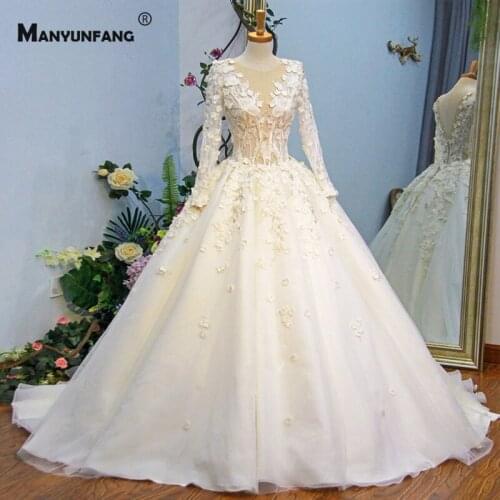 2021 New O-Neck Full Sleeve 3D Flowers Bridal Ball Gown Custom Made Backless Lace Appliques Tulle Chapel Train Wedding Dress