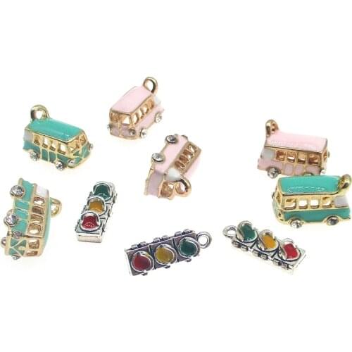 3pcs Lovely Bus Pendant Traffic Signal Jewelry Rhinestone BRT Car Enamel Charms Gold Tone Oil Drop DIY Bracelet Floating XL647
